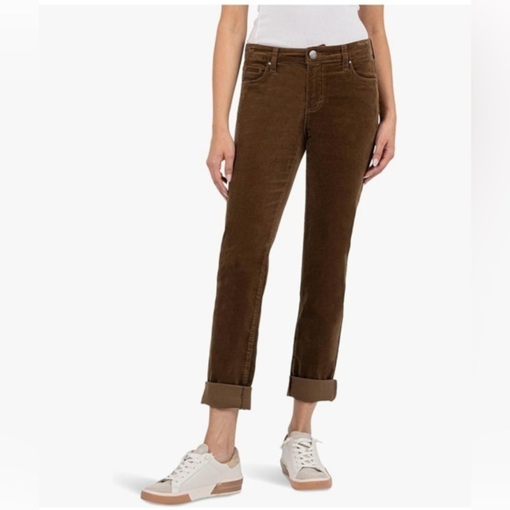 KUT from the Kloth Women's Catherine Boyfriend in Corduroy Retro